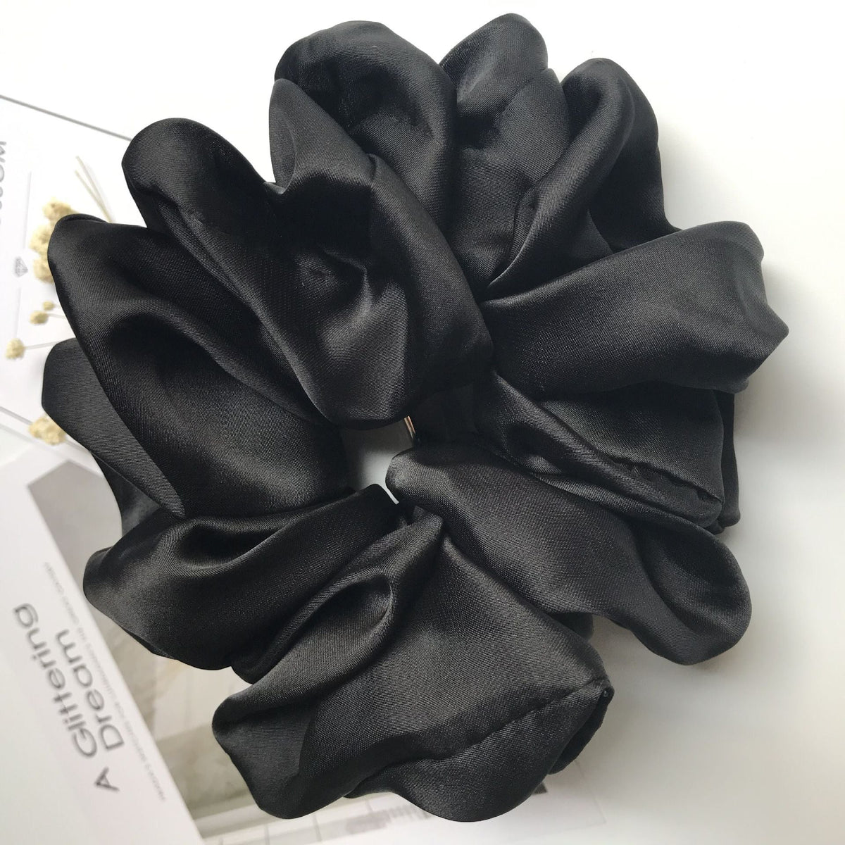 Oversized Satin Scrunchie Hair Tie – 16 Colors, Gentle & Stylish