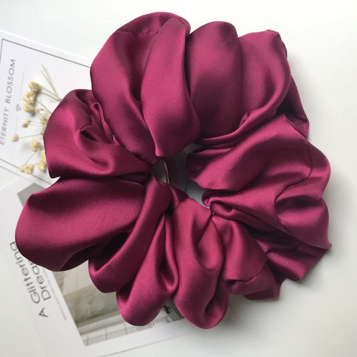 Oversized Satin Scrunchie Hair Tie – 16 Colors, Gentle & Stylish