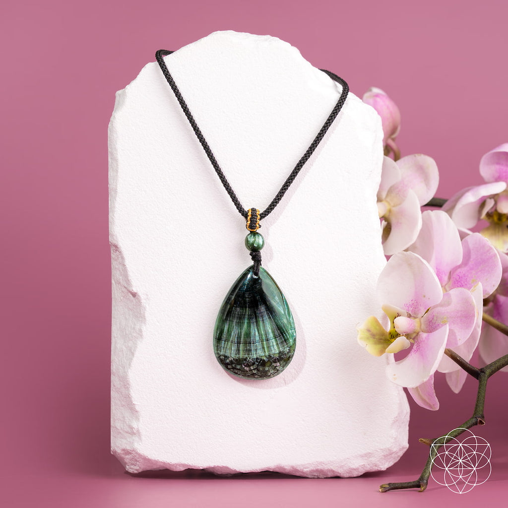 Seraphinite Crystal Pendant Necklace – Rare Angel Stone Healing Jewelry