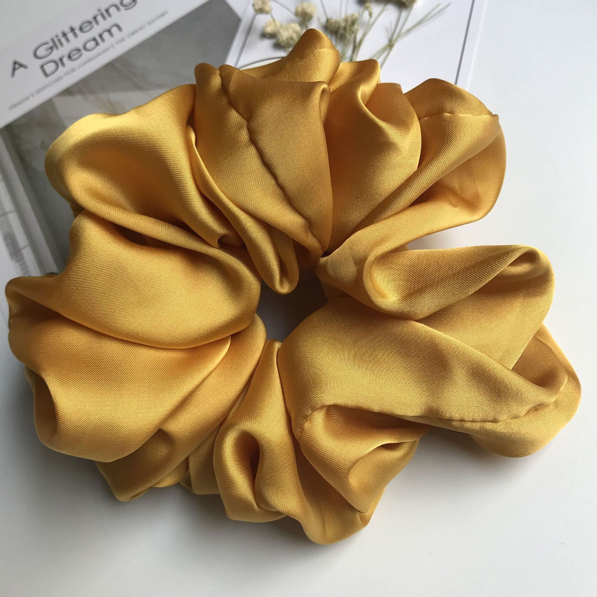 Oversized Satin Scrunchie Hair Tie – 16 Colors, Gentle & Stylish