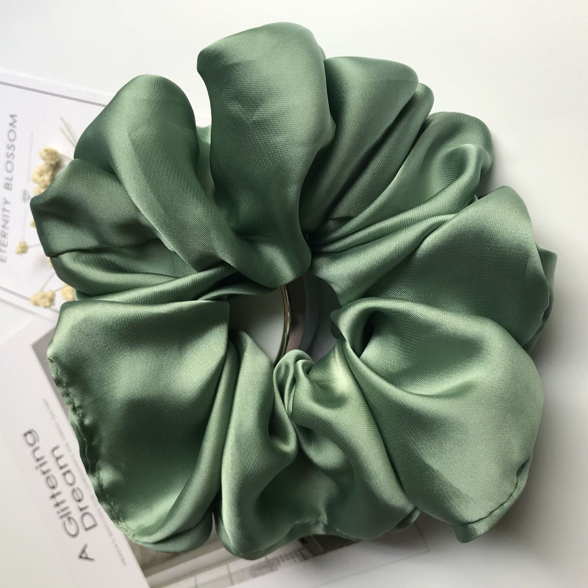 Oversized Satin Scrunchie Hair Tie – 16 Colors, Gentle & Stylish
