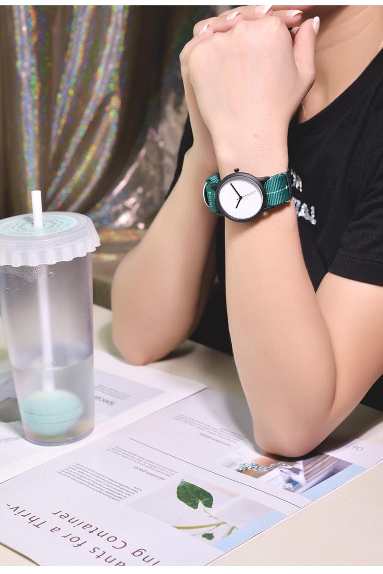 Quartz Watch with Nylon Strap for Men and Women