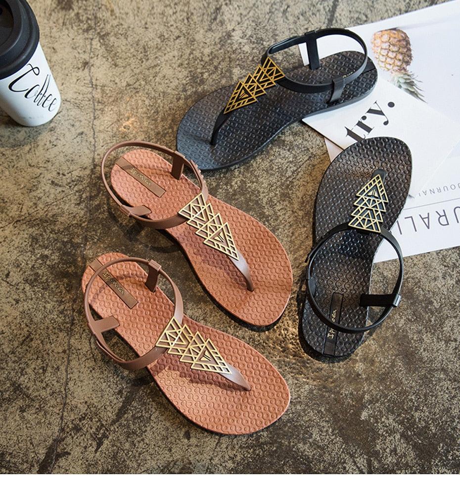 Women's Geometric T-Strap Flat Sandals